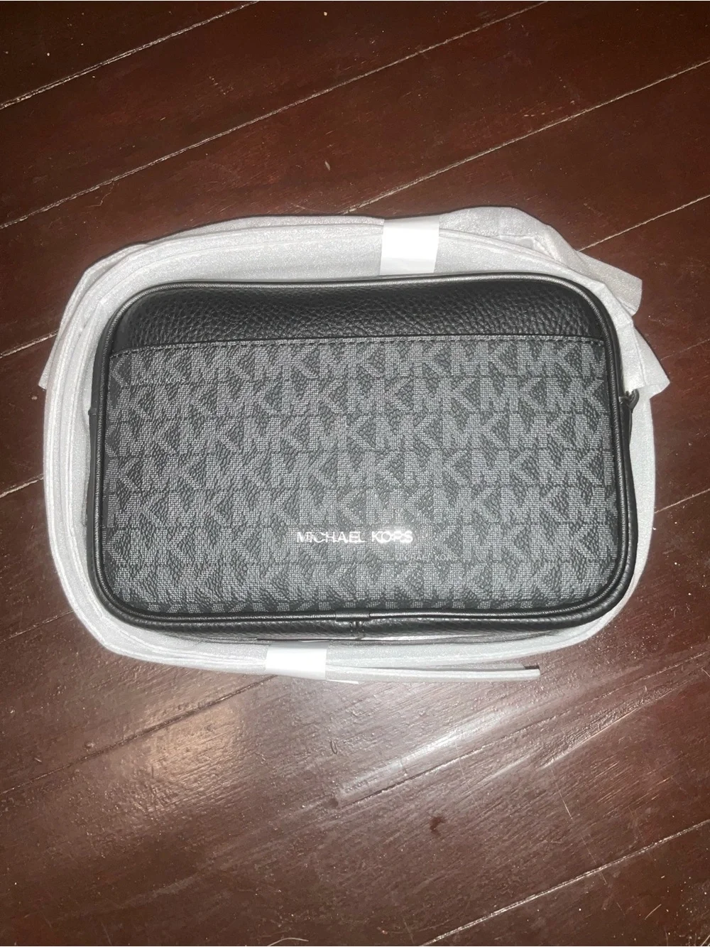 Michael Kors Jet Set Travel Small Camera Crossbody Black